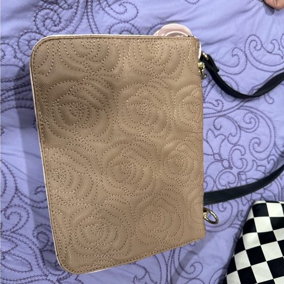 Betsy Johnson tote Crossbody and wallet - Picture 10 of 16